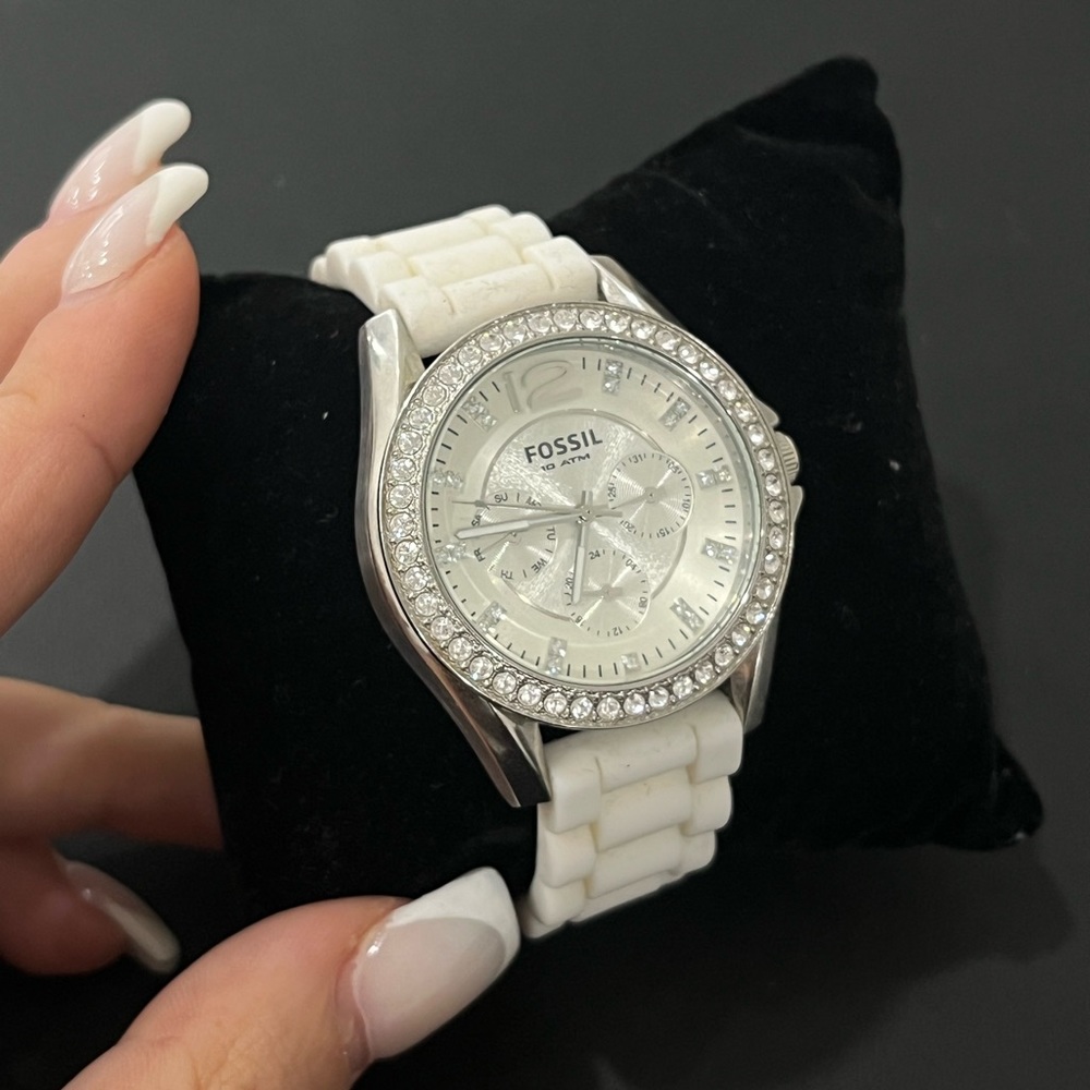 Women’s Fossil White & Diamond Watch